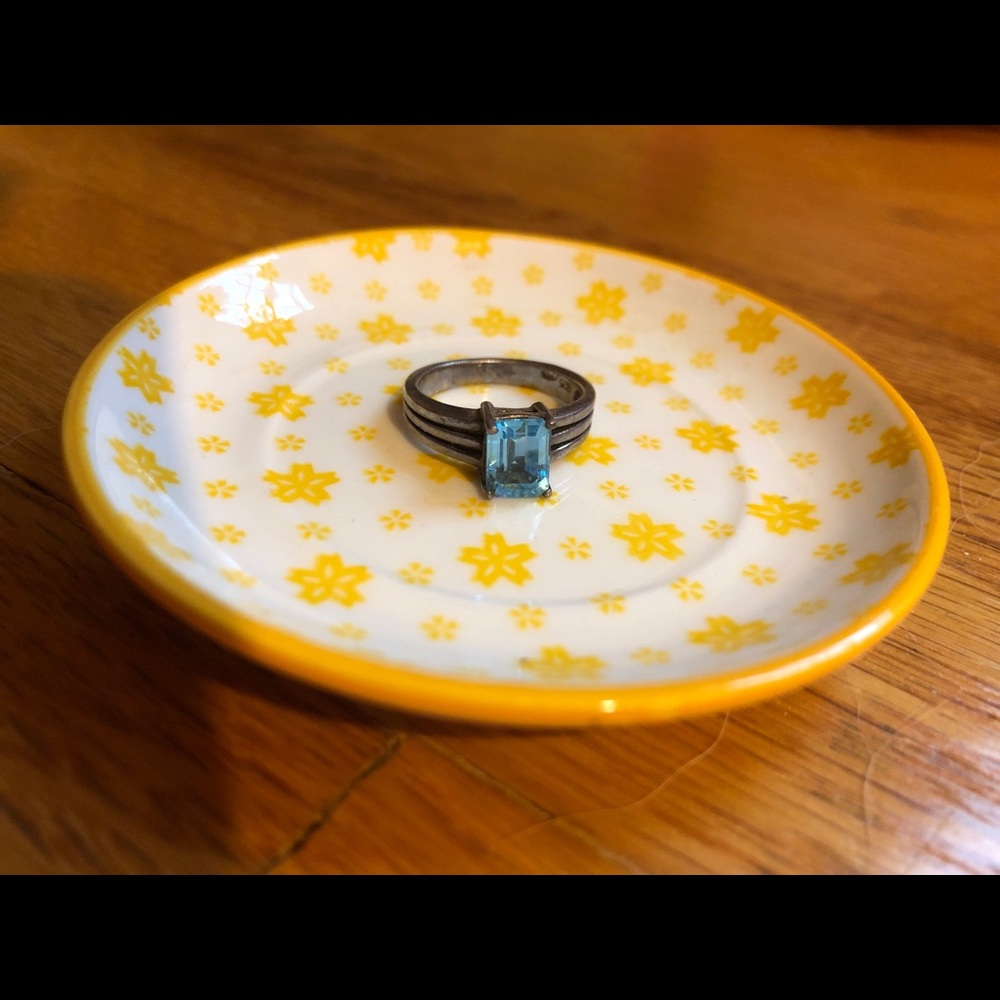 blue jeweled silver ring